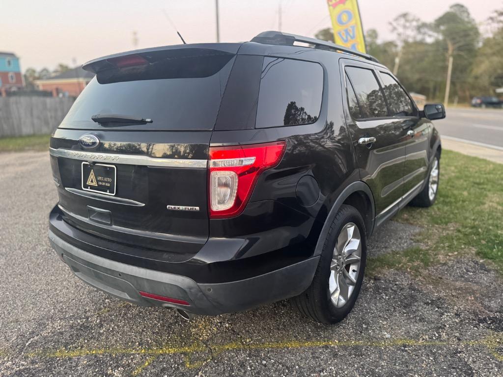 2014 Ford Explorer - $9,500