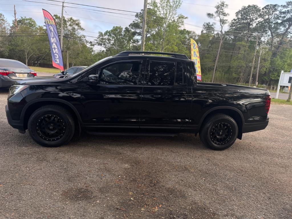 2017 Honda Ridgeline - $21,500
