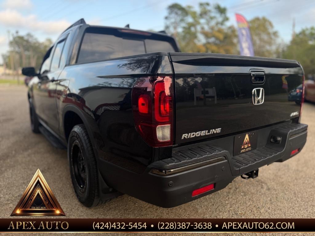 2017 Honda Ridgeline - $21,500