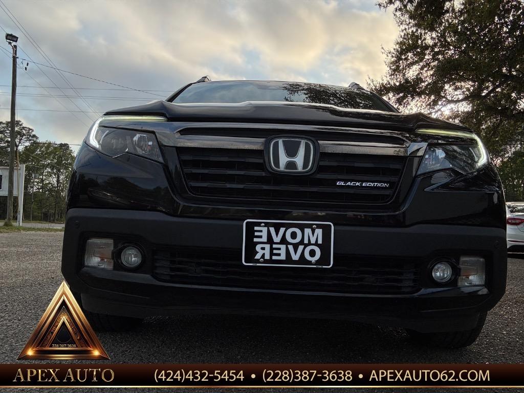 2017 Honda Ridgeline - $21,500