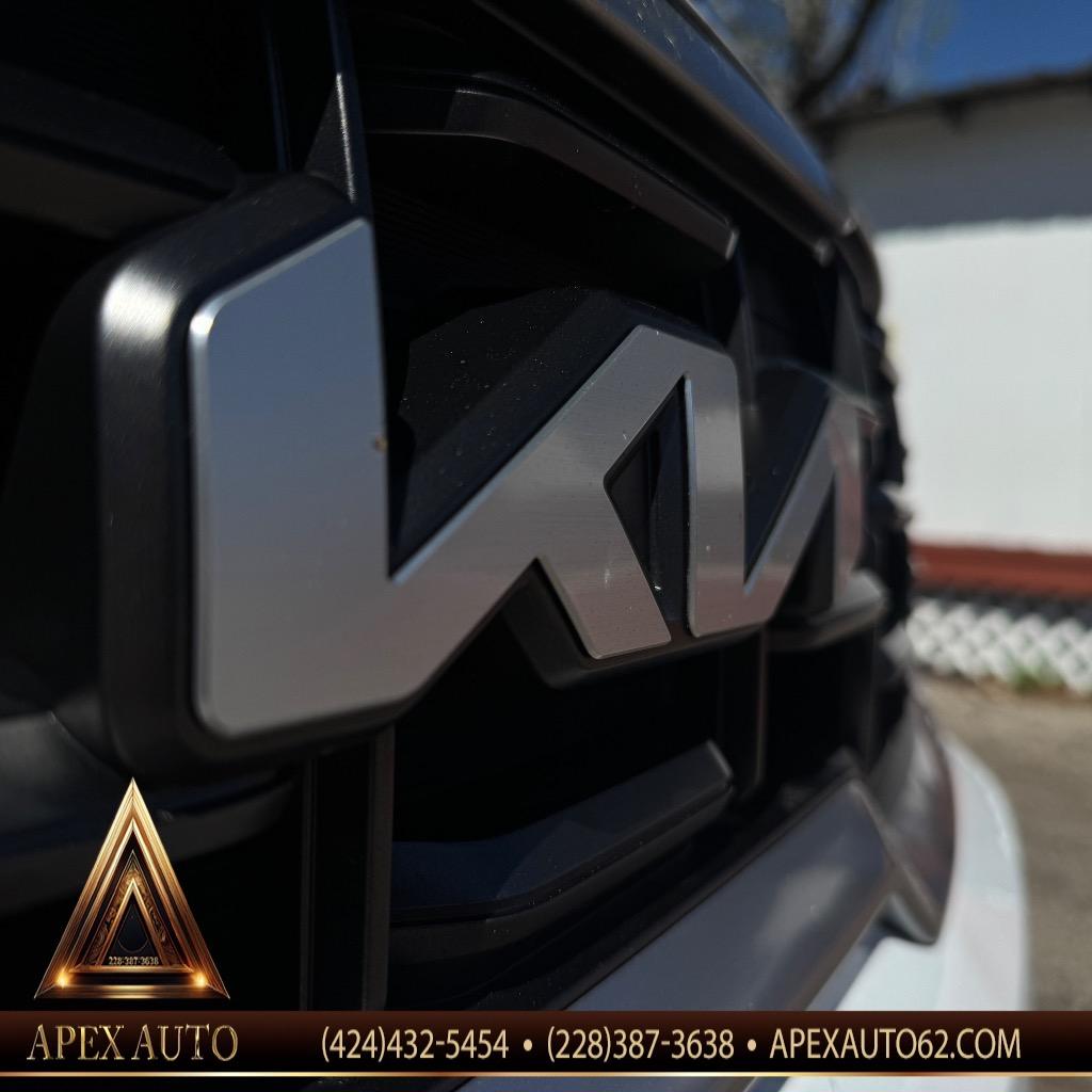 2023 Kia Telluride - $35,500