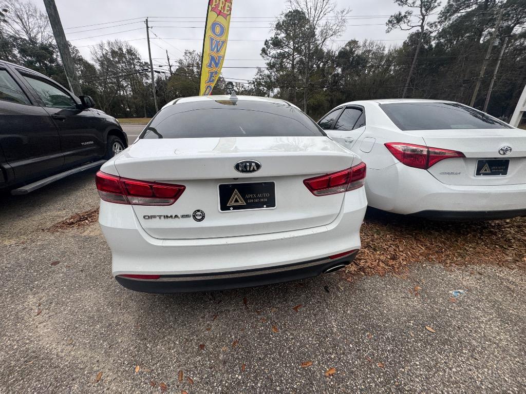 2018 Kia Optima - $11,500