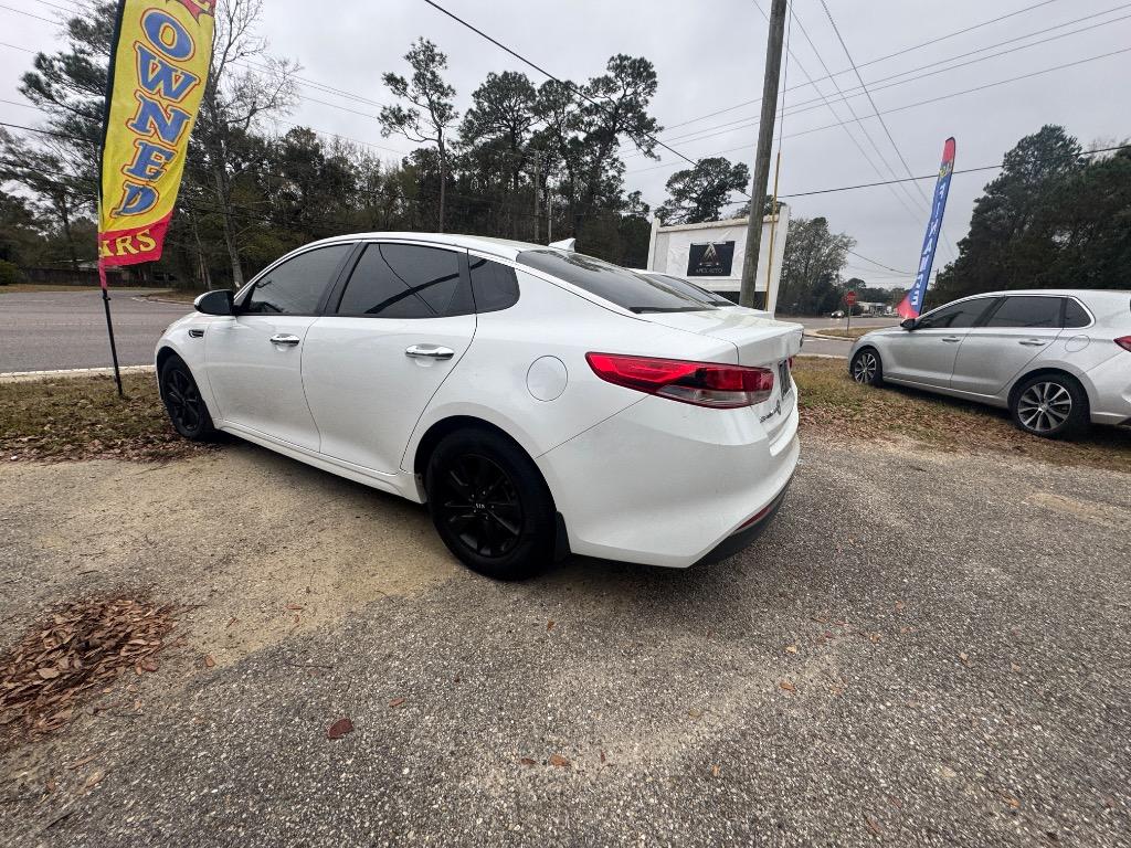2018 Kia Optima - $11,500
