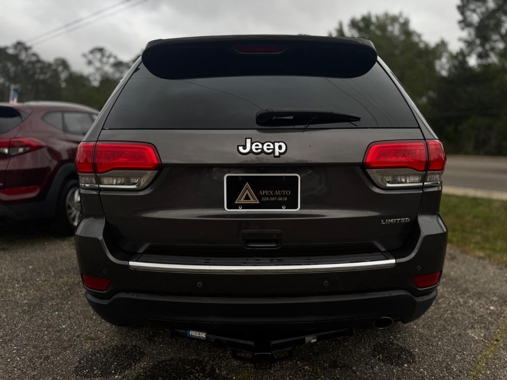2015 Jeep Cherokee - $15,500