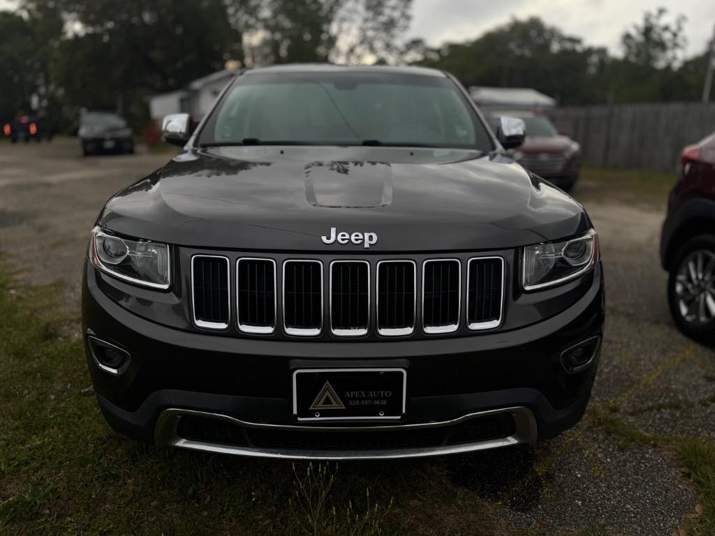 2015 Jeep Cherokee - $15,500