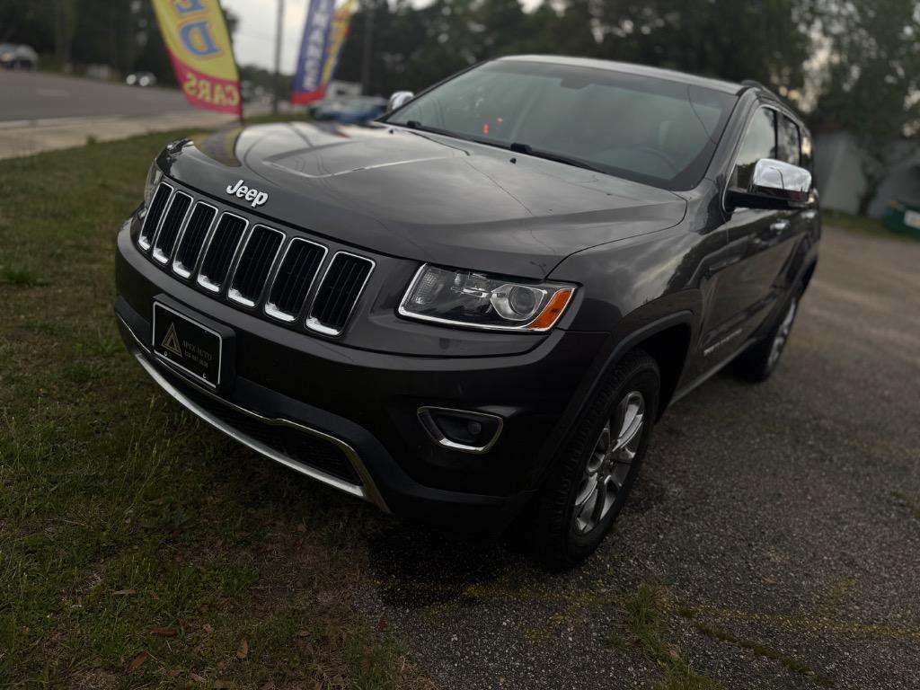 2015 Jeep Cherokee - $15,500