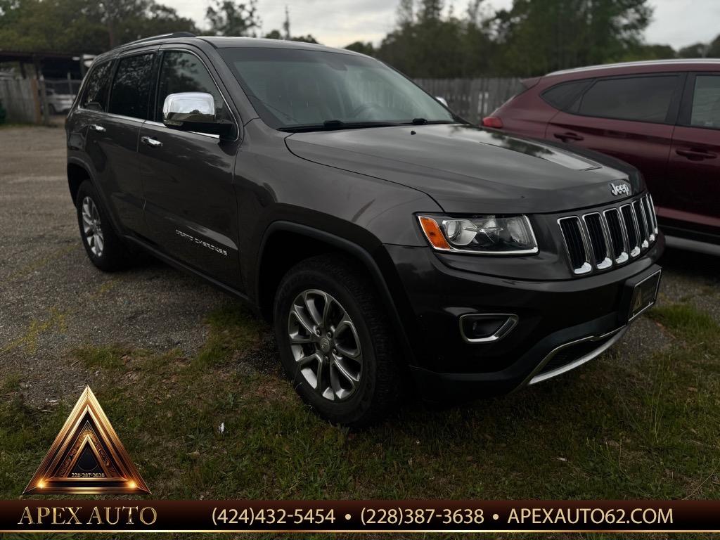 2015 Jeep Cherokee - $15,500