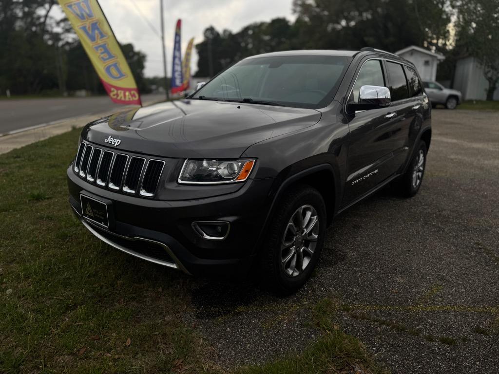 2015 Jeep Cherokee - $15,500
