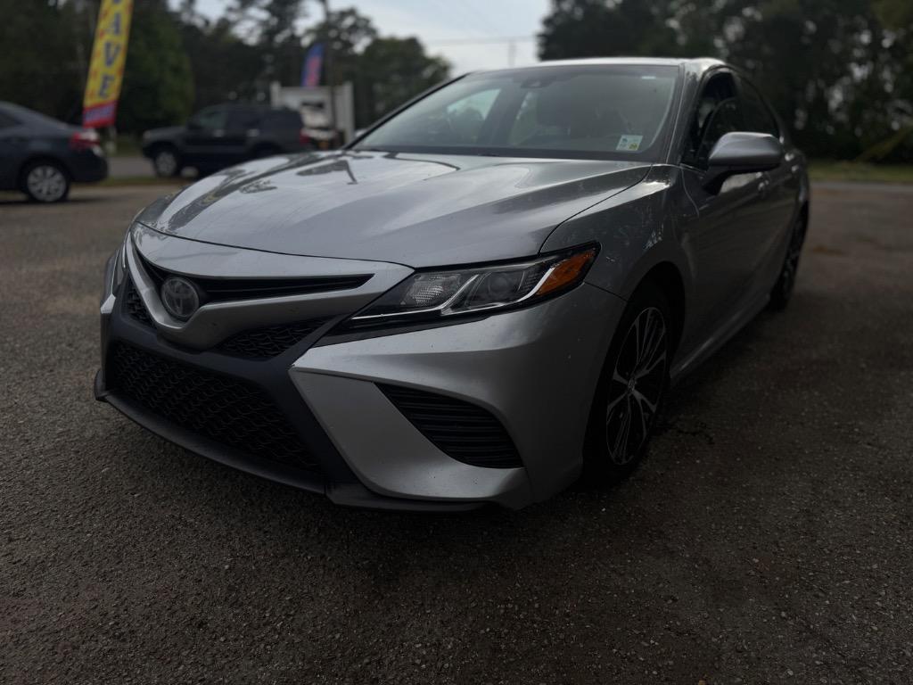 2018 Toyota Camry - $18,500