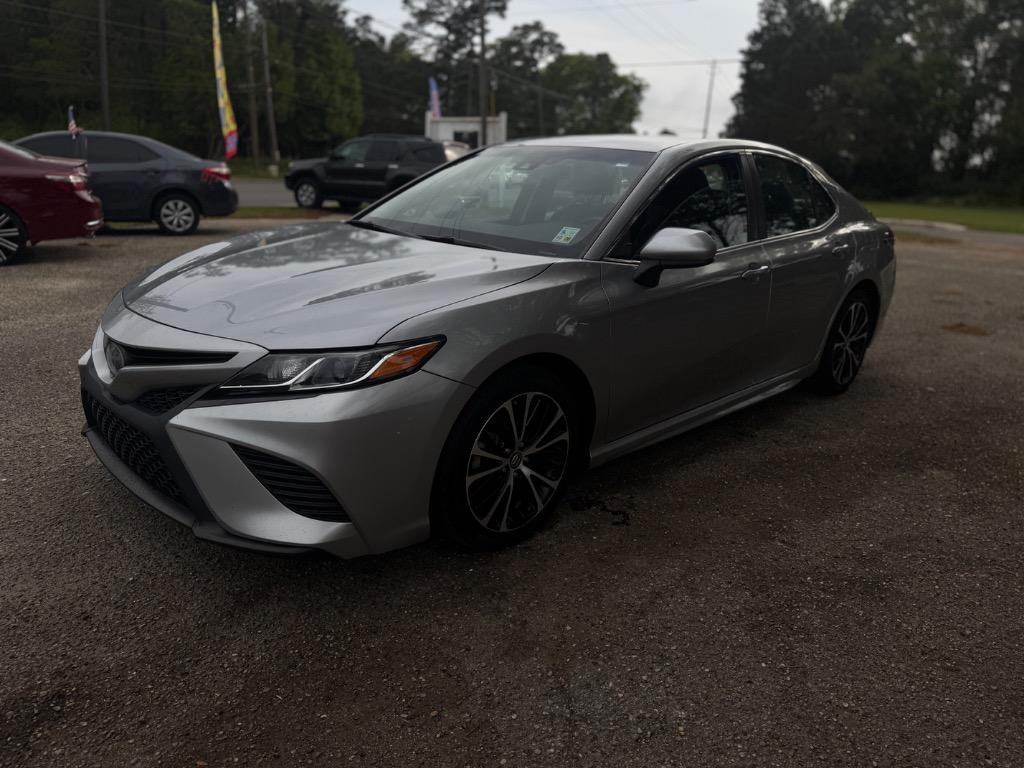 2018 Toyota Camry - $18,500