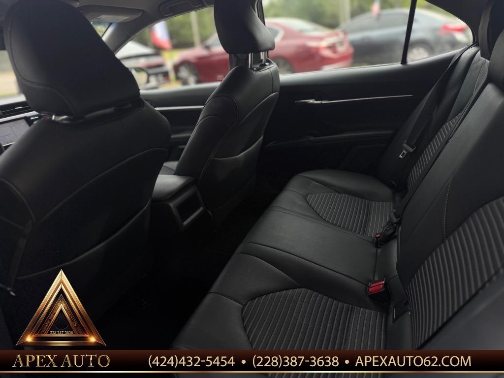 2018 Toyota Camry - $18,500