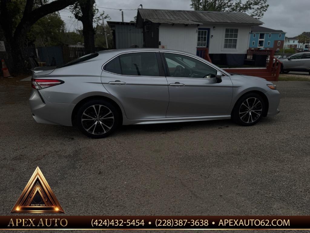 2018 Toyota Camry - $18,500
