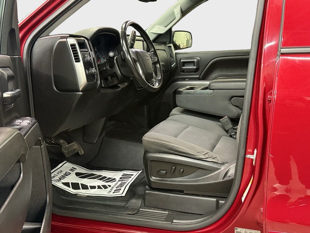 2018 Chevrolet Silverado 1500 - $31,999