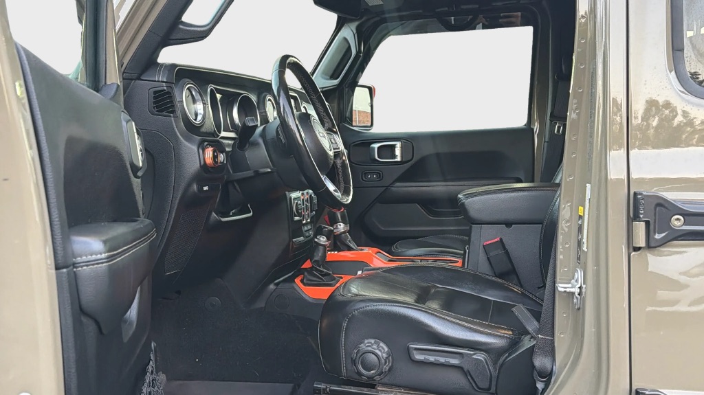 2020 Jeep Gladiator - $24,000