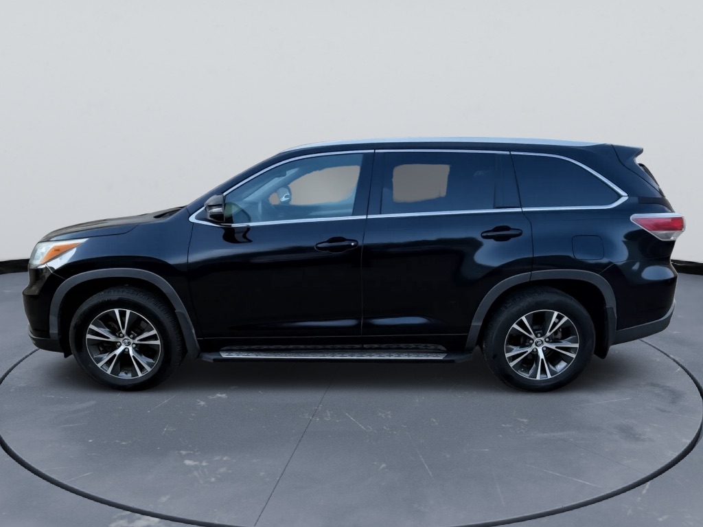 2016 Toyota Highlander - $18,000