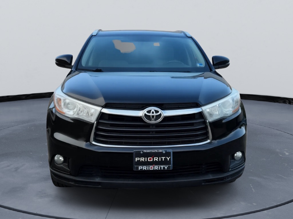 2016 Toyota Highlander - $18,000