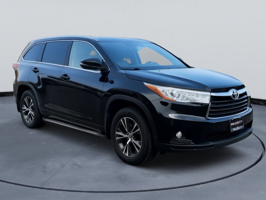 2016 Toyota Highlander - $18,000