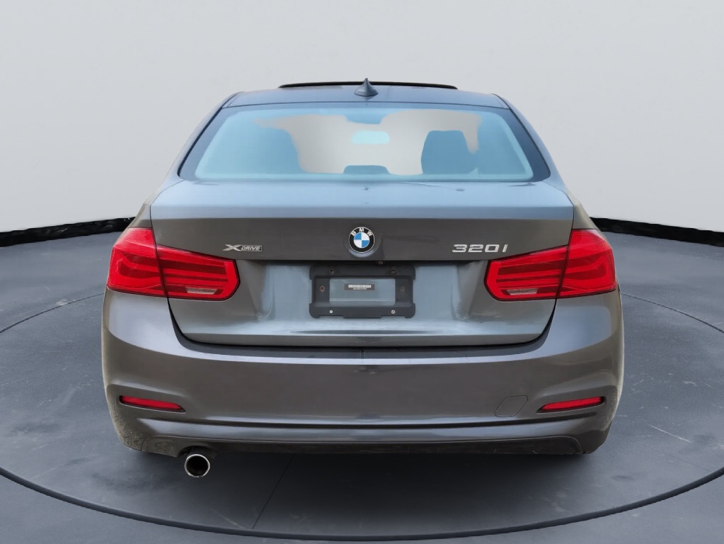 2018 BMW 3 Series - $15,000