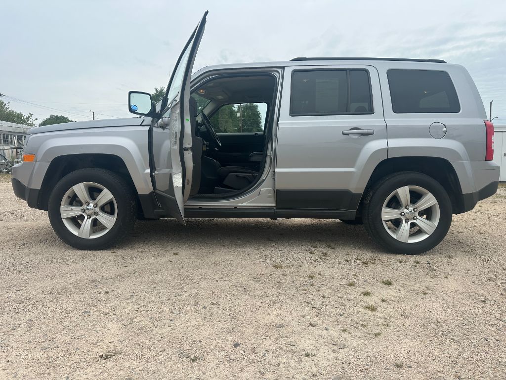 2016 Jeep Patriot Latitude photo
