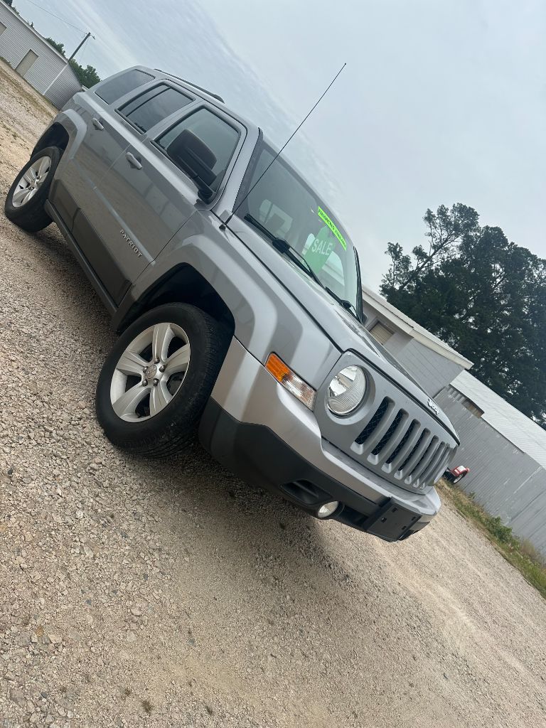 2016 Jeep Patriot Latitude photo