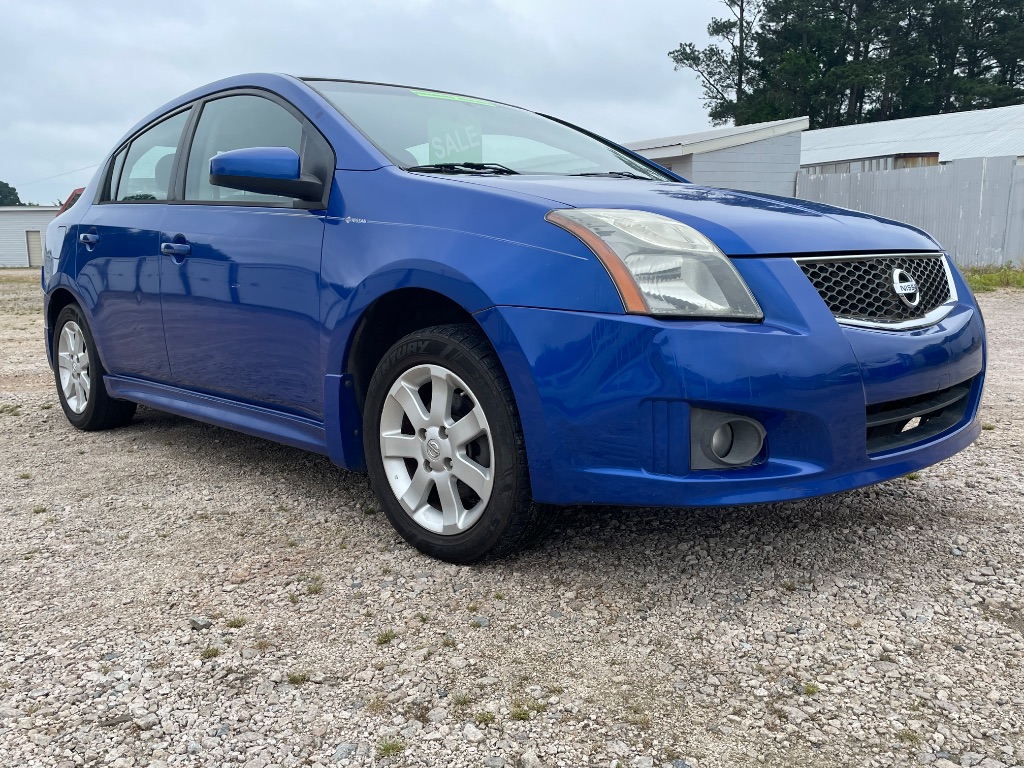2010 Nissan Sentra - $3,800