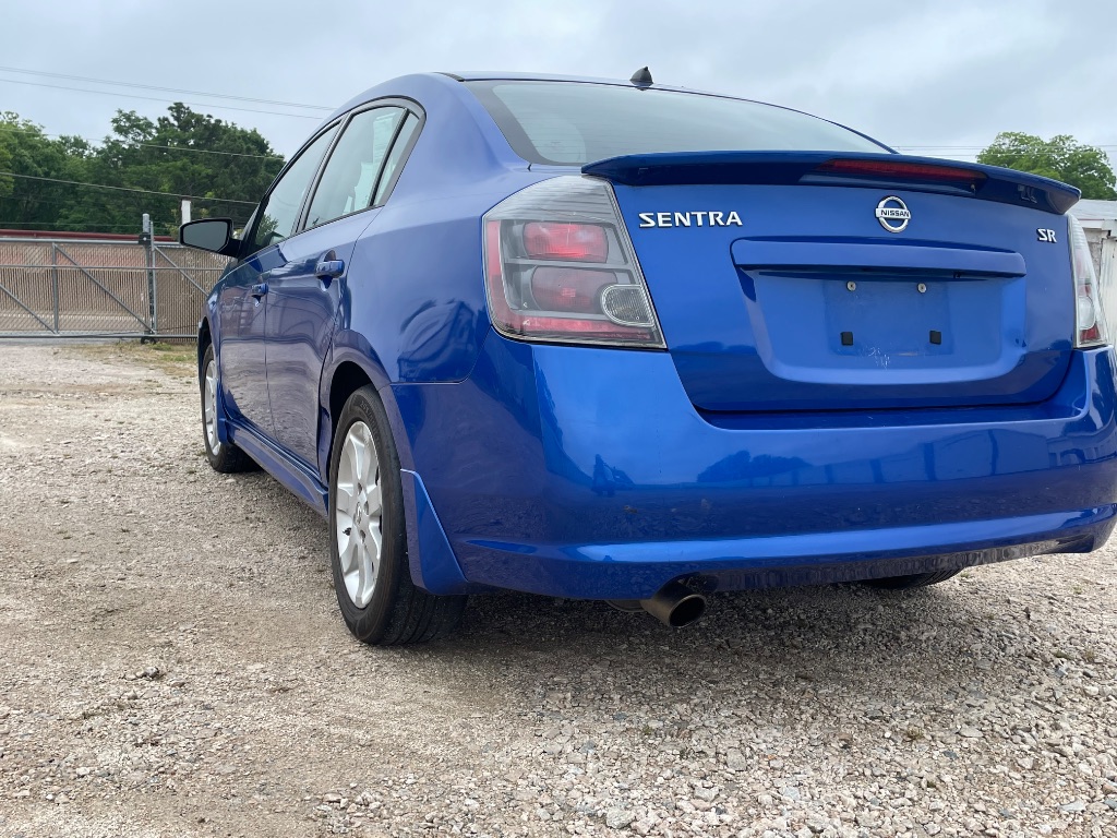2010 Nissan Sentra - $3,800
