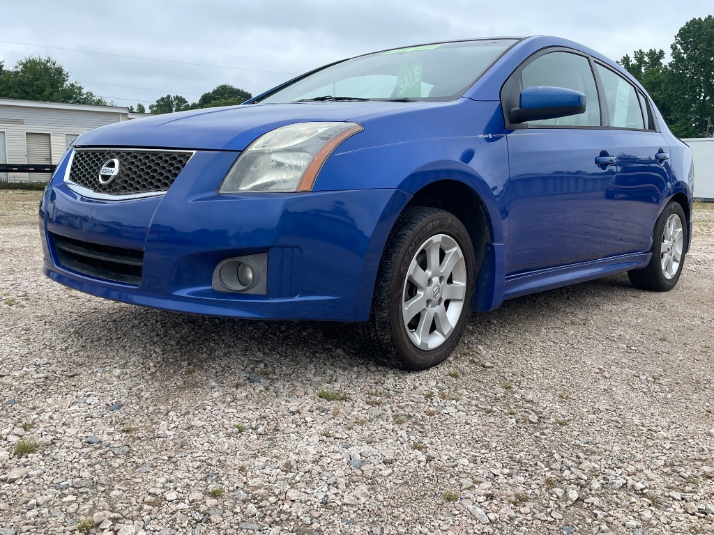 2010 Nissan Sentra - $3,800