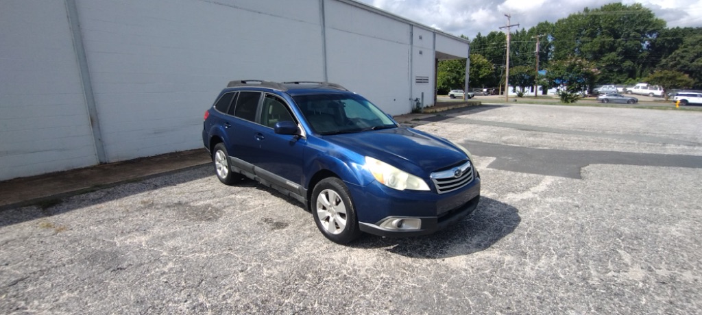 2010 Subaru Outback 2.5i Premium