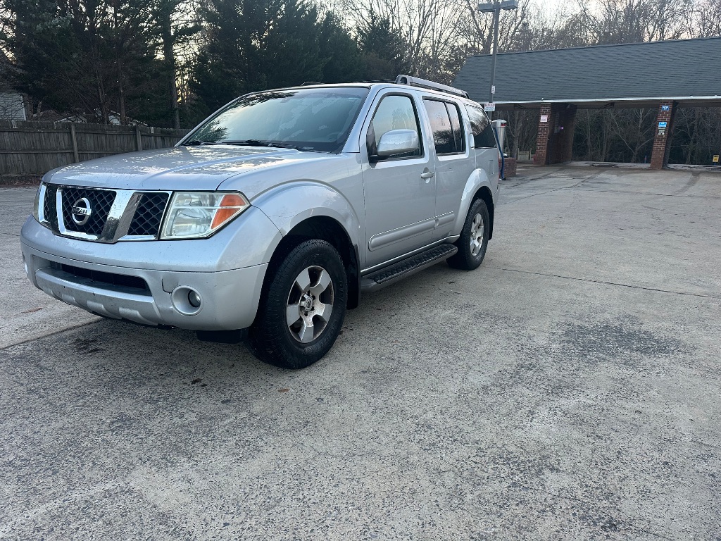 2007 Nissan Pathfinder SE