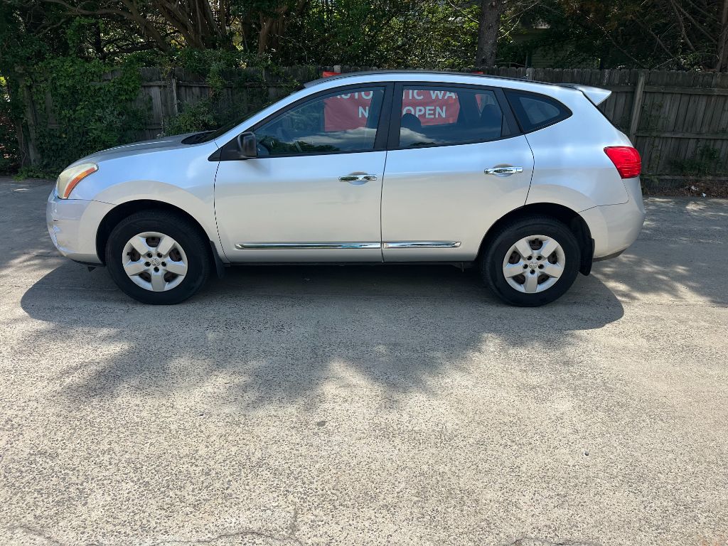 2012 Nissan Rogue - $3,000