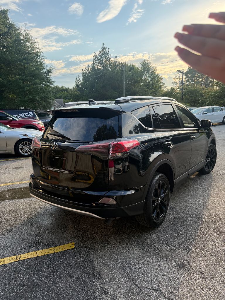 2016 Toyota RAV4 - $10,300