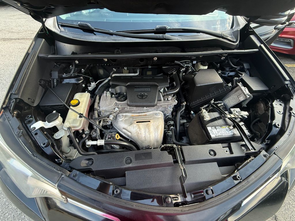 2016 Toyota RAV4 - $10,300