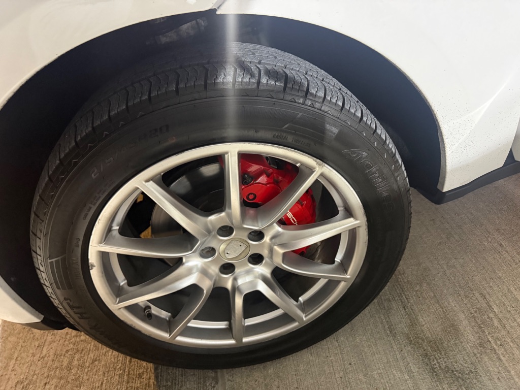 2018 Porsche Macan - $27,000