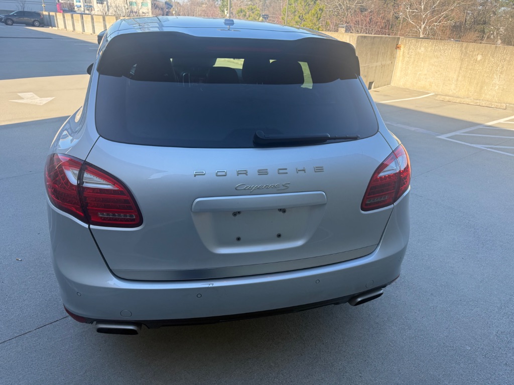 2014 Porsche Cayenne - $12,000