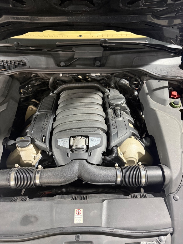 2014 Porsche Cayenne - $14,000