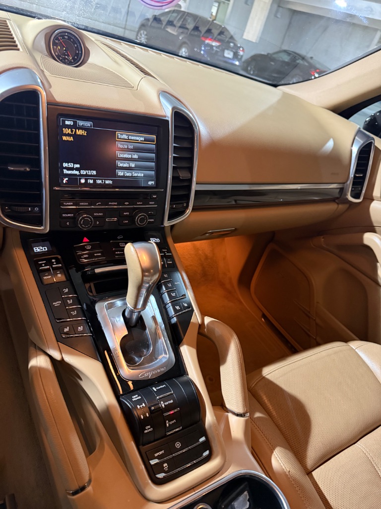2014 Porsche Cayenne - $14,000