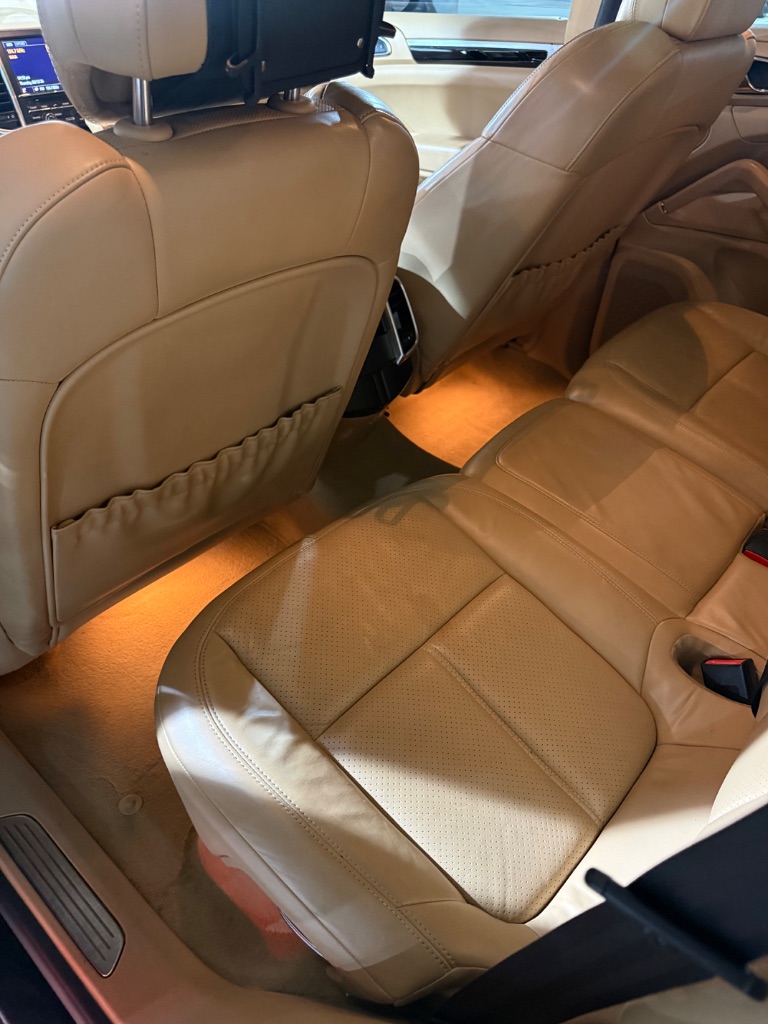 2014 Porsche Cayenne - $14,000