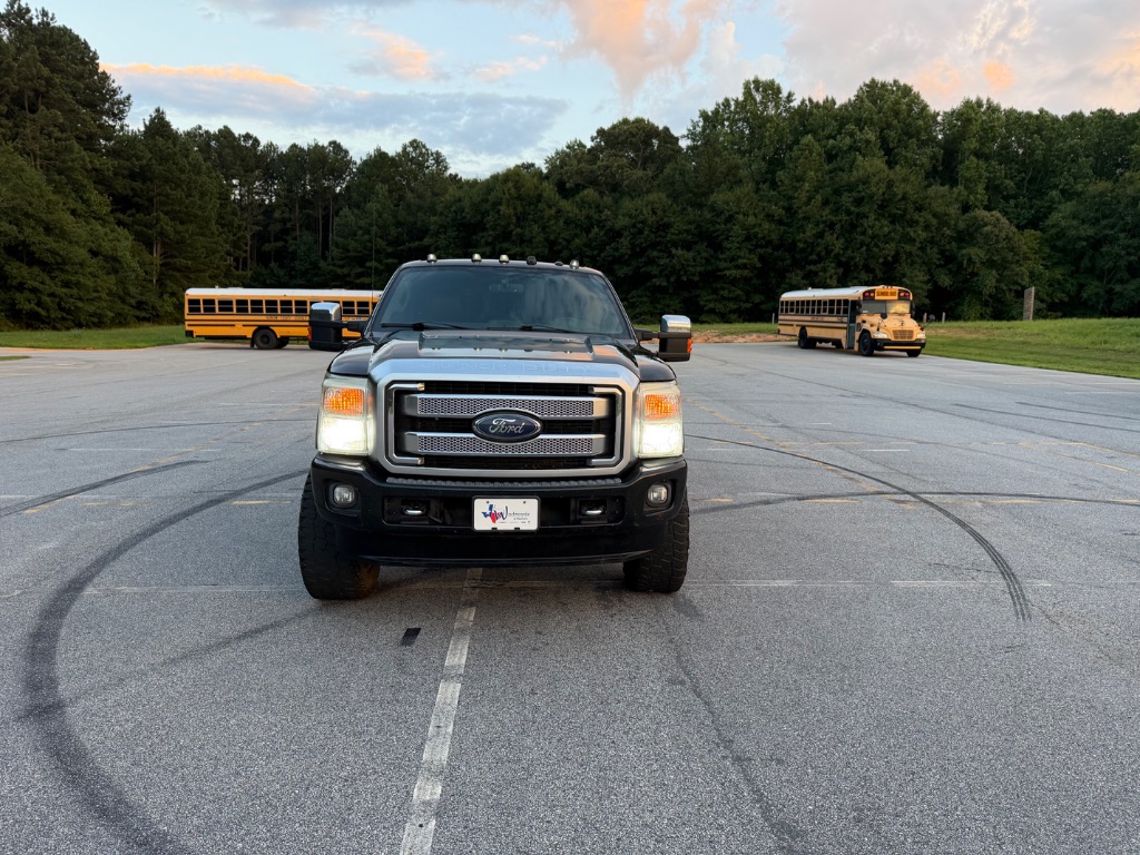 2016 Ford F250 - $35,995