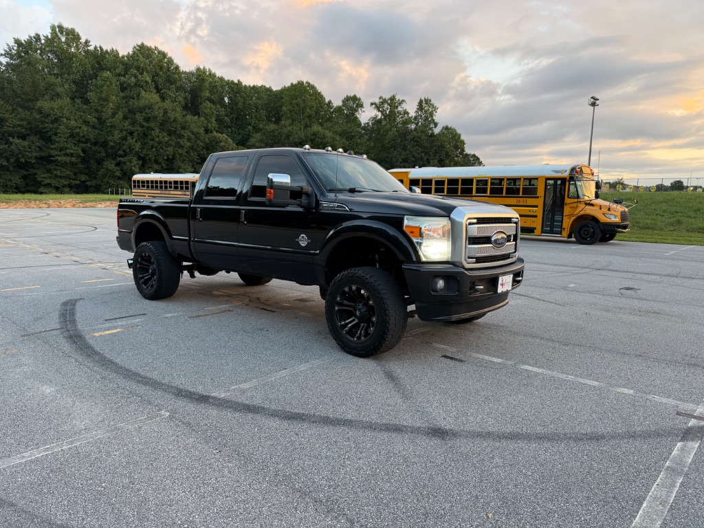 2016 Ford F250 - $35,995