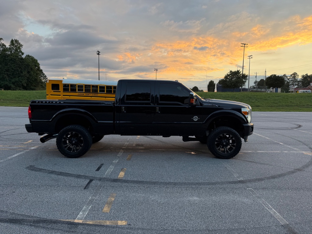 2016 Ford F250 - $35,995