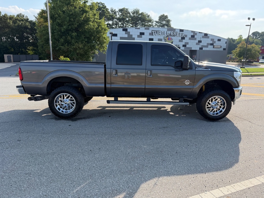 2016 Ford F-250 - $27,995