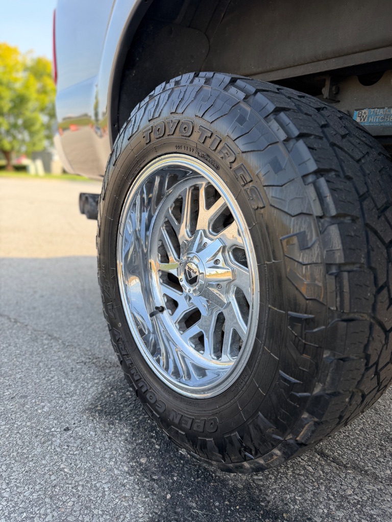 2016 Ford F-250 - $27,995