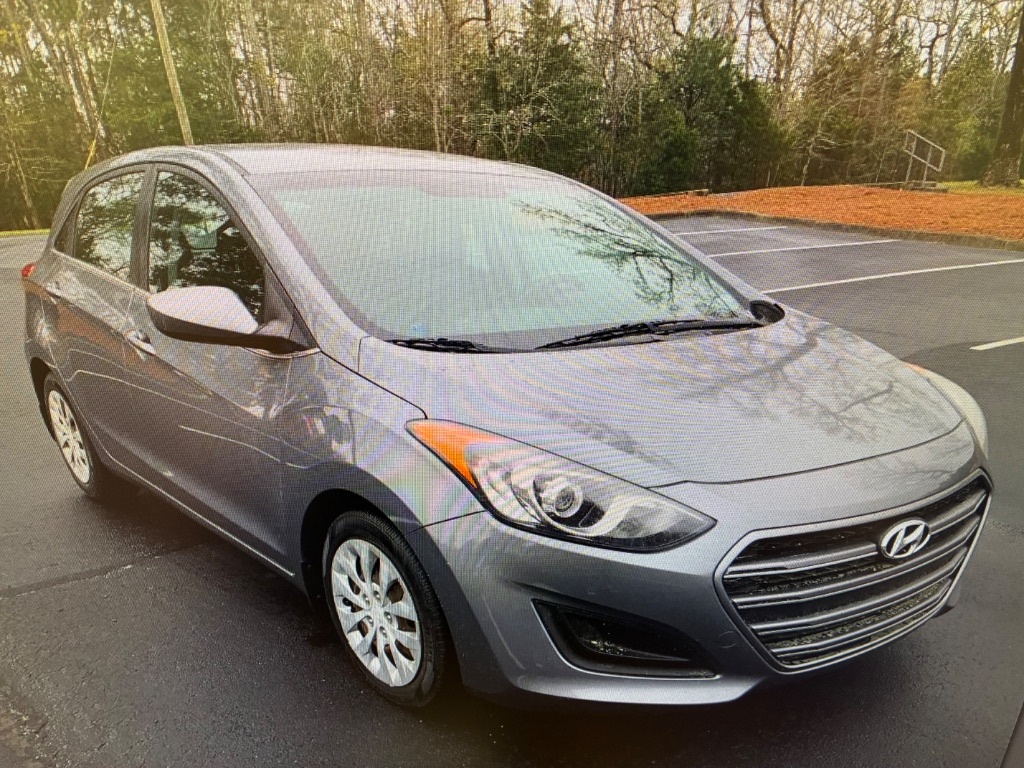 2016 Hyundai Elantra GT photo