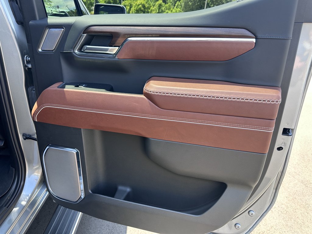 2024 GMC Sierra 1500 Denali Ultimate photo