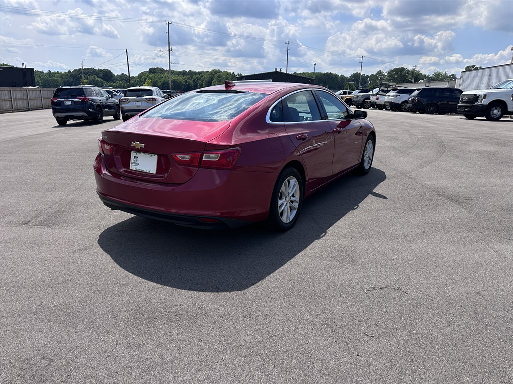 2016 Chevrolet Malibu - $10,950