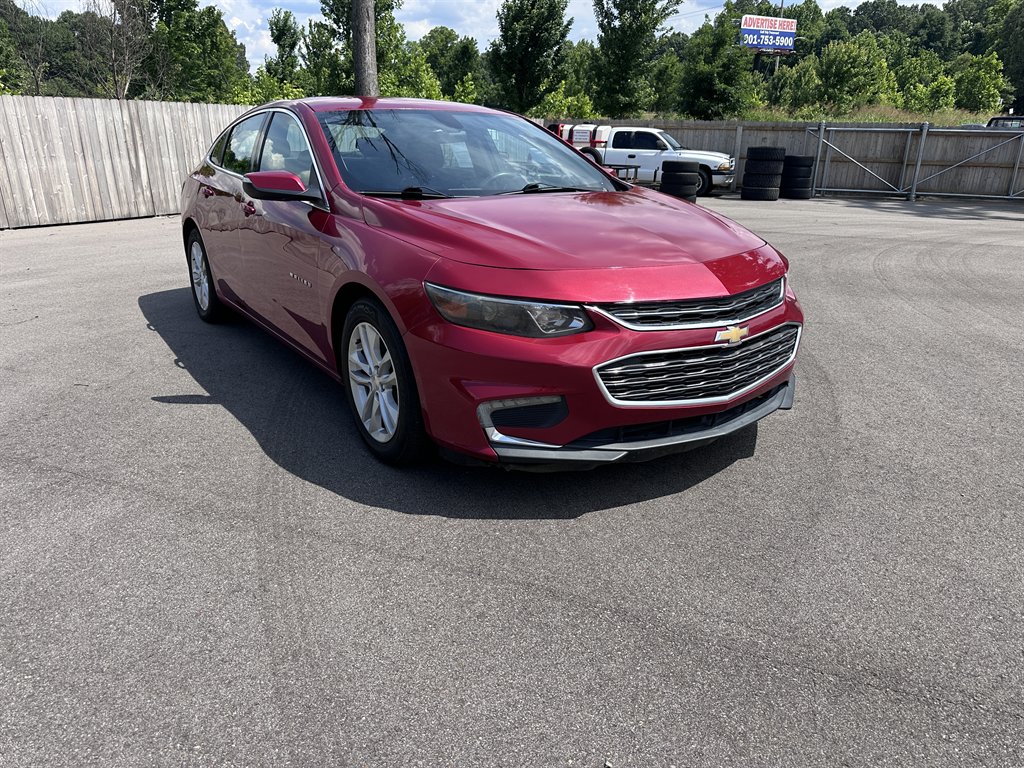 2016 Chevrolet Malibu - $10,950