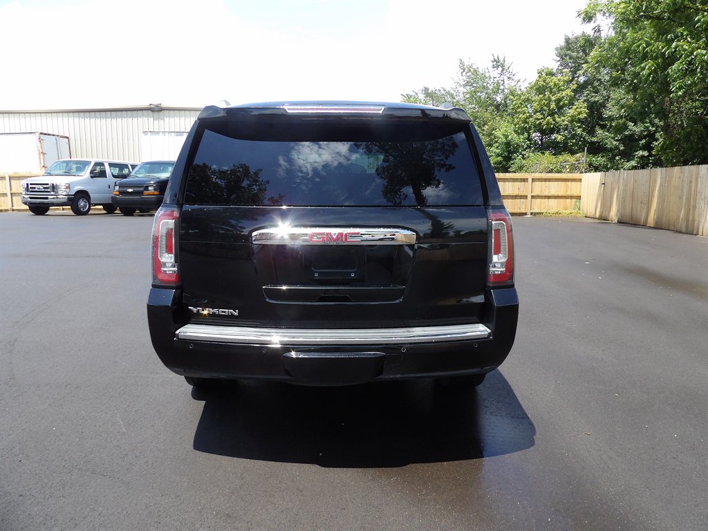 2019 GMC Yukon - $32,950