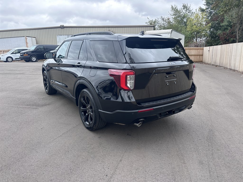 2022 Ford Explorer - $20,500