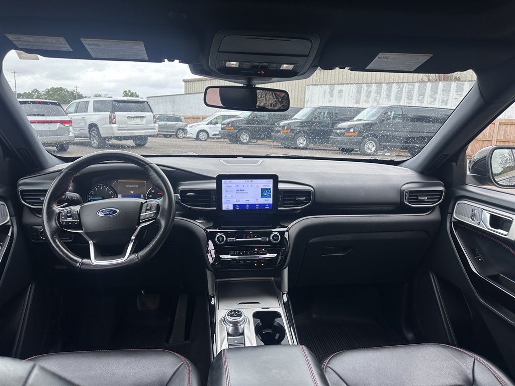 2022 Ford Explorer - $20,500