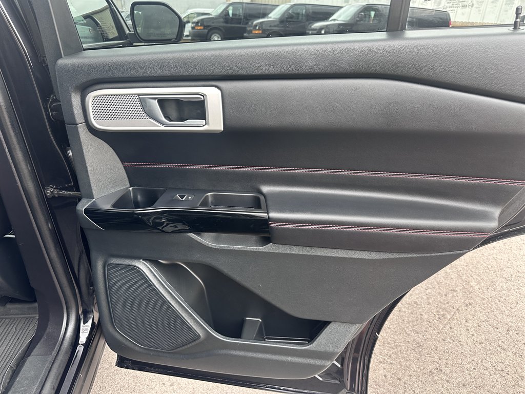 2022 Ford Explorer - $20,500